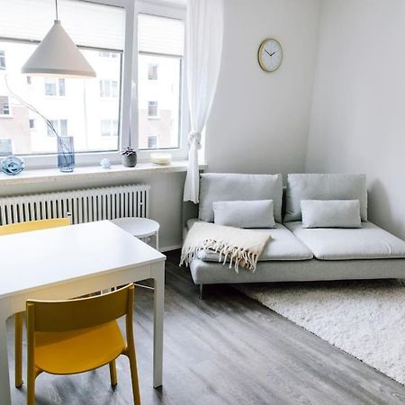 Mitten Im Zentrum Mit 24H Check-In Киль Экстерьер фото